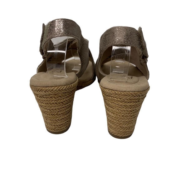 Clarks Lafley Alaina Metallic Wedge Espadrille Sandals Gold 8 - Picture 3 of 15